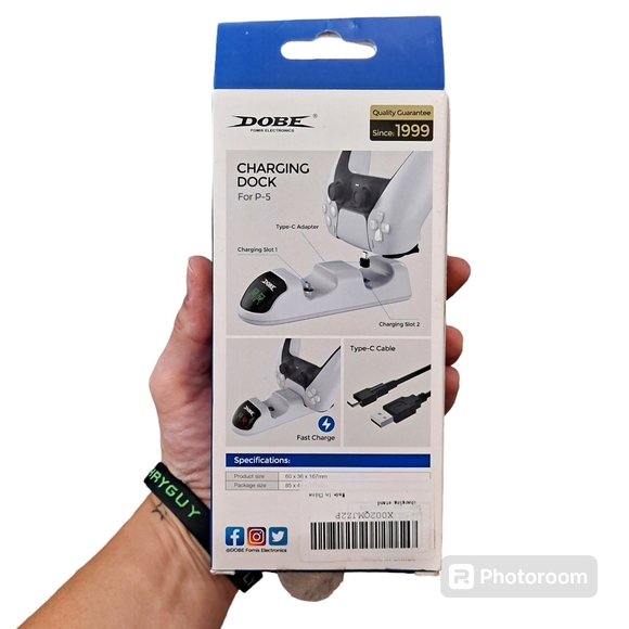 Playstation 5 charging Dock - Picture 2 of 6